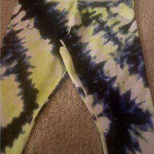 Athleta Elation Tie Dye 7/8 Tights